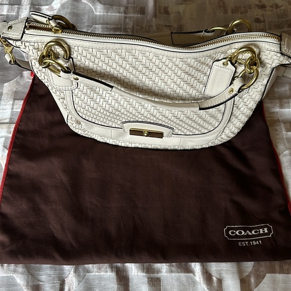Coach genuine leader satchel. - Picture 7 of 7